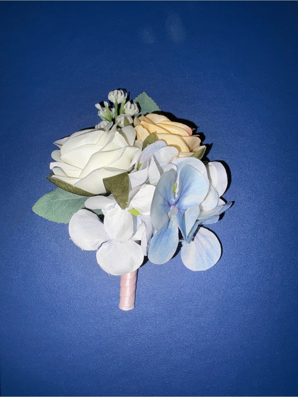 NEW boutonnière